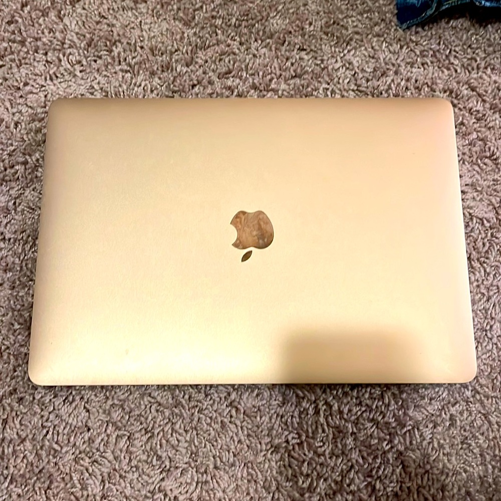 Mac air gold